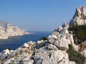 vue sur le cap Morgiou, pr�s du bec de Sormiou