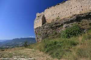 vestiges du château de Mison