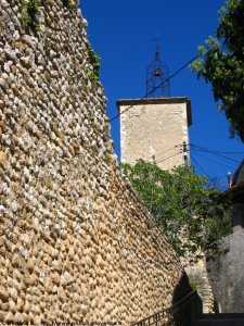 la tour de l'horloge et ancien rempart