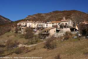Saint-Jacques, village des Alpes-de-Haute-Provence