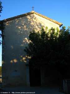 l'église de saint-laurent-du-verdon