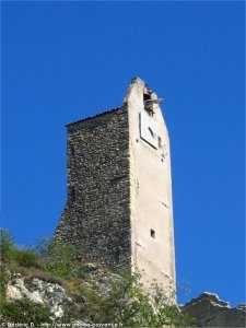 la tour de l'horloge de volonne