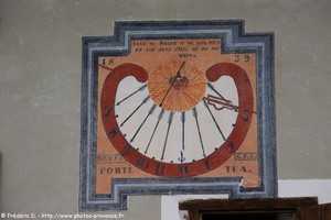 cadran solaire de Cervi�res