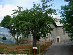 l'�glise Saint-G�raud de montgardin