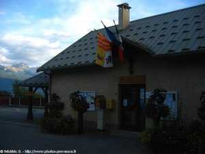 la mairie de puy sanières