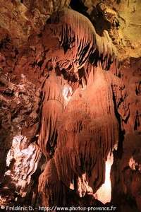 grotte de Saint-Cézaire