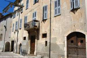 place de l'�glise de saint-jeannet