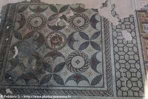 mosaïques au musée d'Arles antique