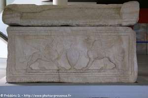 sarcophage aux centaures