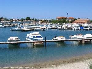 port du canal saint-louis � port-saint-louis-du-rhone
