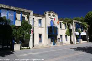 mairie de Rousset