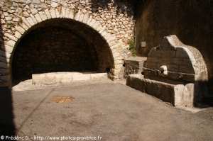 fontaine du Paty de Bauduen