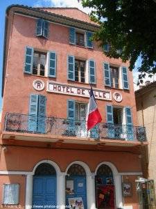 la mairie de besse-sur-issole