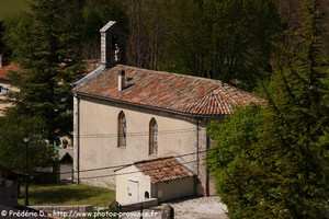 l'église Saint-Pierre de Jabron