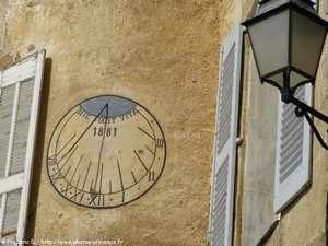cadran solaire de Lorgues