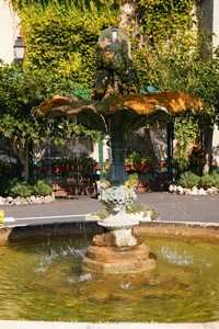 fontaine de la place Saint-S�bastien de Mons