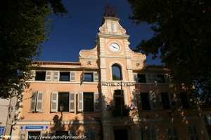 la mairie de Montauroux