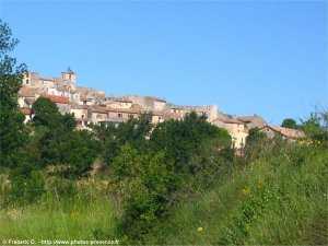village de Montmeyan