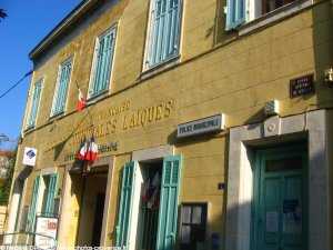 la mairie de Nans-les-Pins