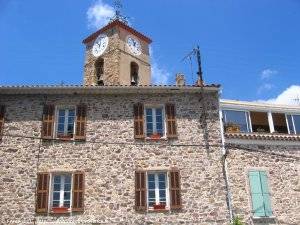 église de pierrefeu-du-var