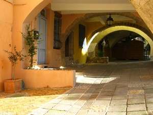 portiques de roquebrune-sur-argens