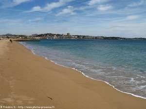 Saint-Rapha�l vu depuis Fr�jus-Plage