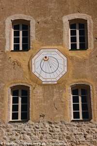 cadran solaire de Seillans