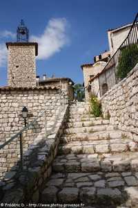 la tour de l'horloge de trigance