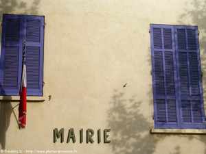 mairie de Vins-sur-Caramy
