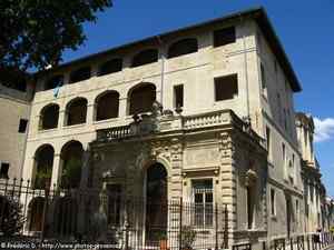 l'aumône générale d'Avignon