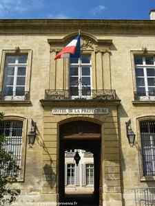 hotel de la préfecture du vaucluse