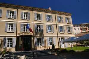 hotel de ville de beaumes-de-venise