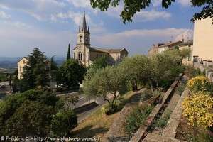 l'église Neuve de Bonnieux