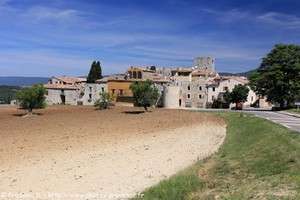 Caseneuve, village du Luberon