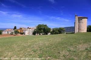 Caseneuve, village du Luberon