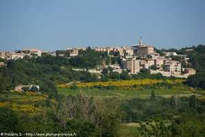 village de crillon-le-brave