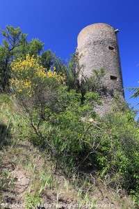 la tour Sus Pous de Cucuron