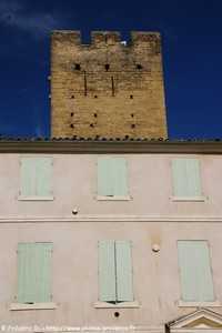 la tour dite des templiers d'entraigues sur la sorgue