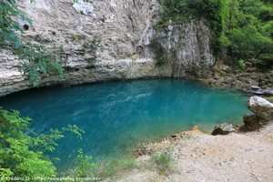 résurgence de Fontaine de Vaucluse