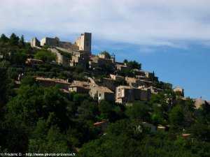 vue sur le village de lacoste