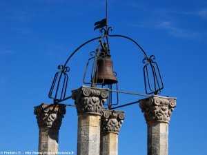le campanile de lacoste