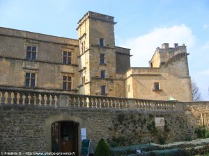 le château de lourmarin