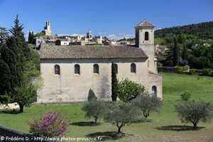 les trois clochers de Lourmarin