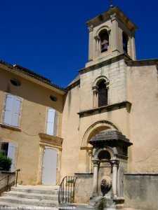 l'église de lourmarin