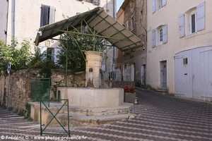 fontaine des Bourgades