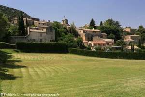 Maubec, village du Luberon