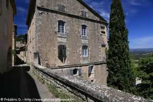 Ménerbes 84