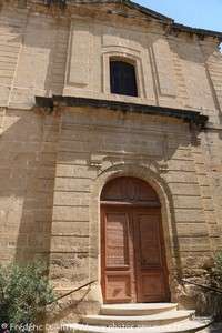 église paroissiale Saint-Anne de Mérindol
