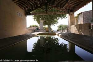lavoir de Méthamis