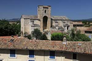 l'église Notre-Dame de Nazareth de Pernes les Fontaines